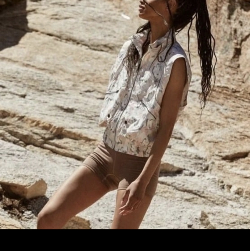 FP Movement Off The Grid Printed Vest - Picture 8 of 12